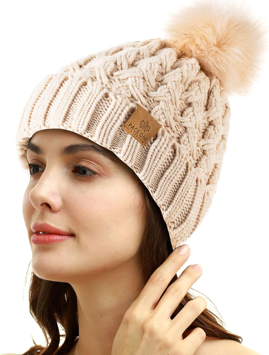 Winter Chic – Women’s Chunky Knit Beanie with Luxe Pom Pom Warmth